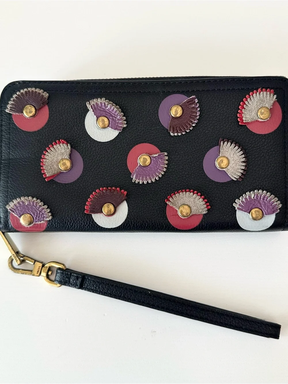 Fossil Black Pebbled Leather Fan Embellished Zip Around Wristlet Wallet Boho